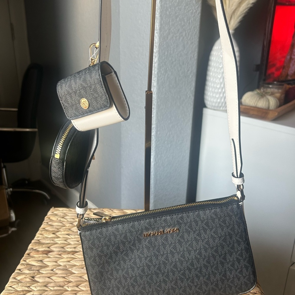 Michael Kors Black and White Crossbody Bag Set